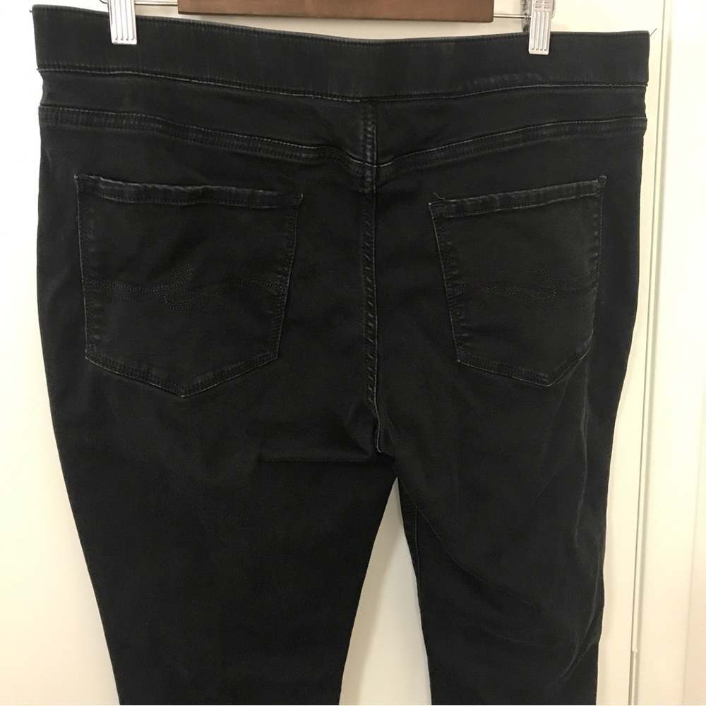 3/$15 Lee modern series charcoal black the dream jean - Picture 6 of 9